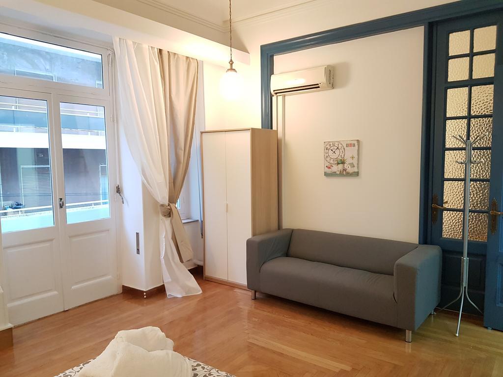 Errathens Aegean Apartment - Athens Center, 5 Bd, 2 Bath Екстер'єр фото
