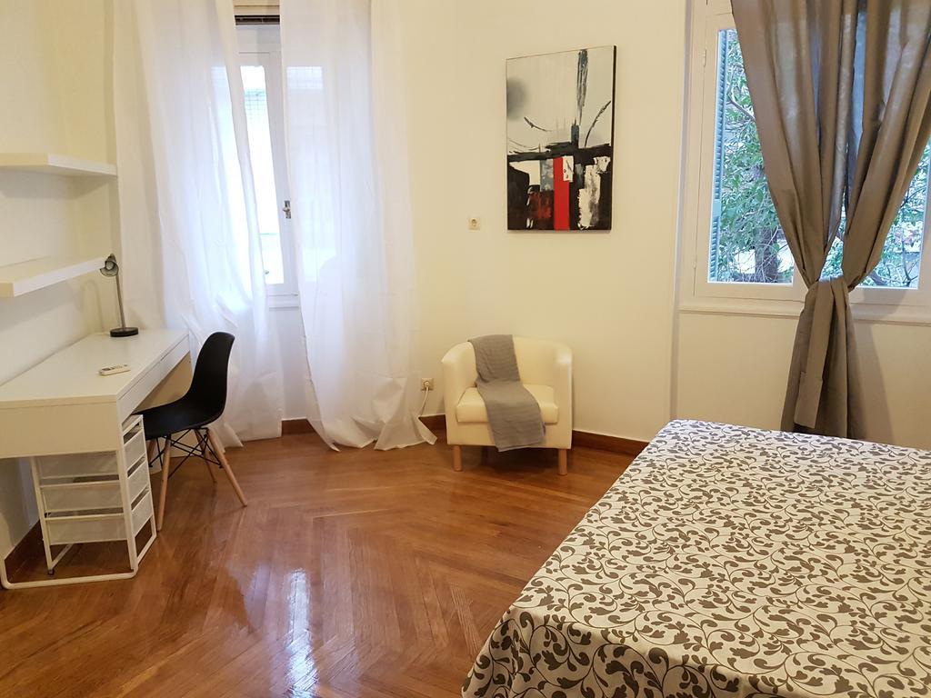 Errathens Aegean Apartment - Athens Center, 5 Bd, 2 Bath Екстер'єр фото