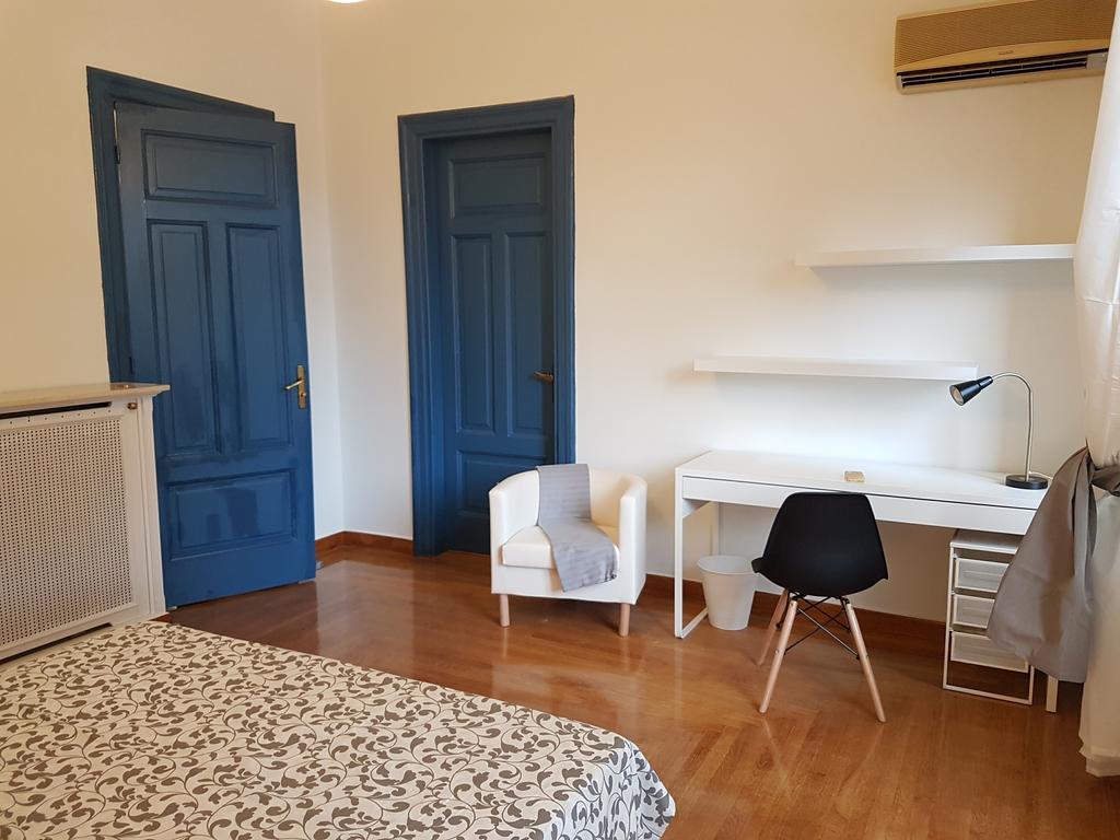 Errathens Aegean Apartment - Athens Center, 5 Bd, 2 Bath Екстер'єр фото