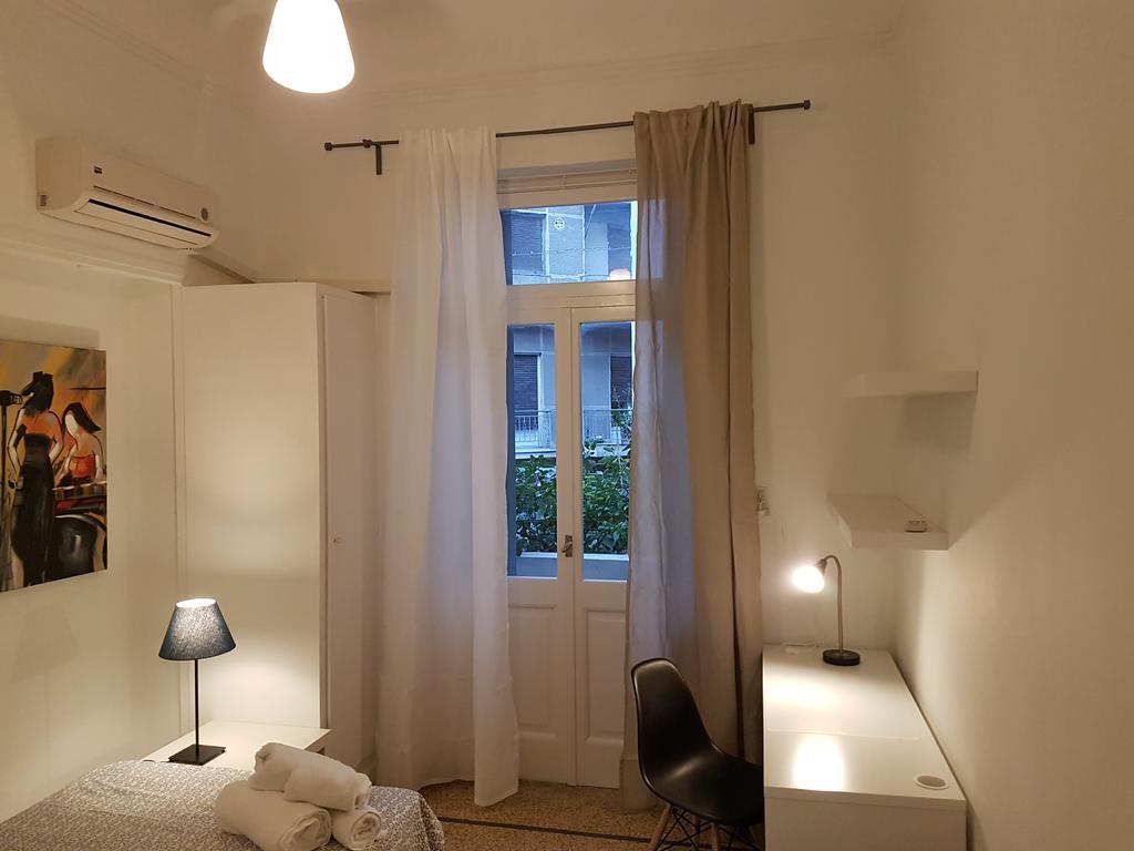 Errathens Aegean Apartment - Athens Center, 5 Bd, 2 Bath Екстер'єр фото