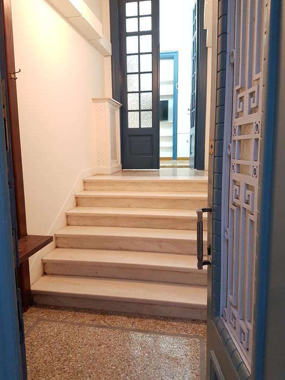 Errathens Aegean Apartment - Athens Center, 5 Bd, 2 Bath Екстер'єр фото
